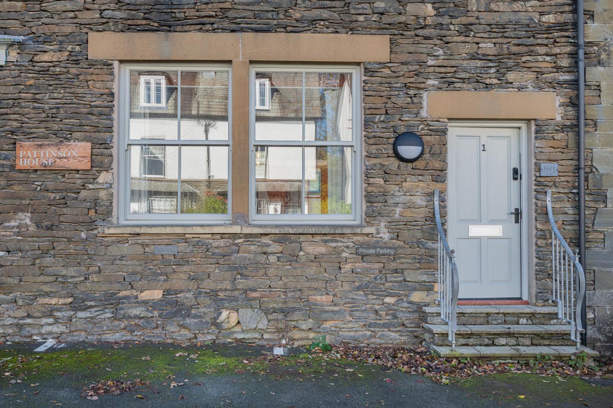 Esperance - Brand New Luxury Studio With Parking Bowness-on-Windermere Exterior photo